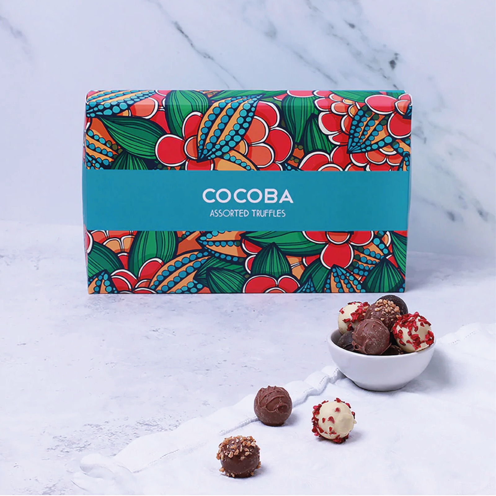 Cutie Safir - Asortiment trufe de ciocolată 180G