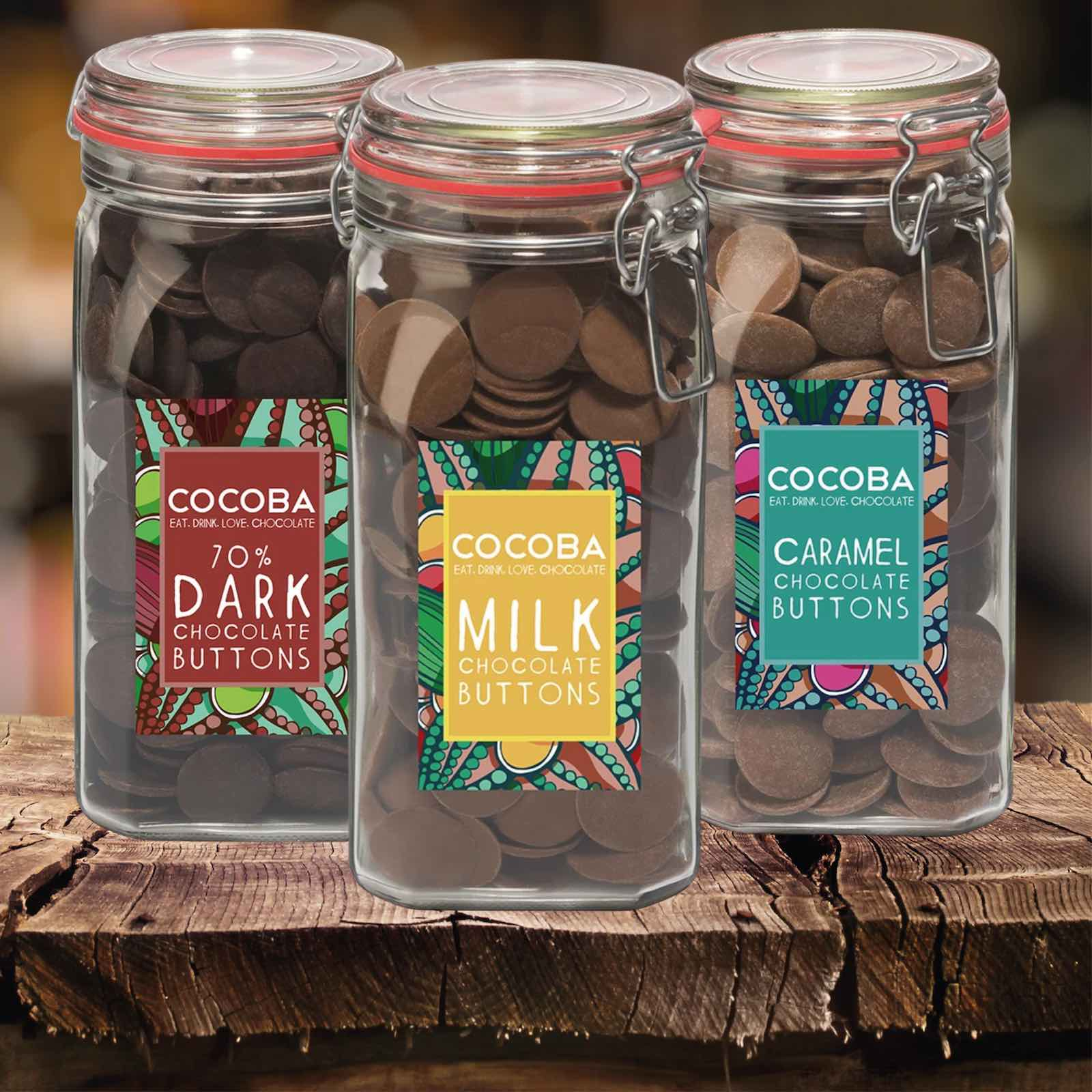 Borcan gigant cu năsturei de ciocolată cu lapte 900G